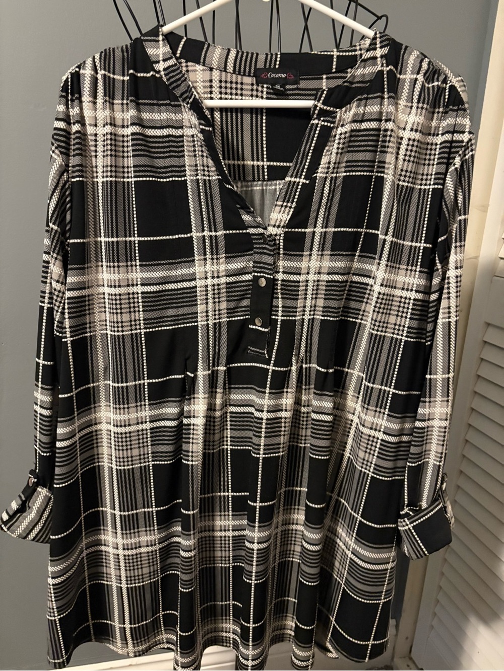 Cocomo Black & White Plaid Snap-Front Tunic